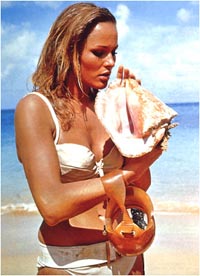 ursula andress, honey ryder, white bikini, underneath the mango tree, looking for sea shells, james bond, dr. no, sean connery